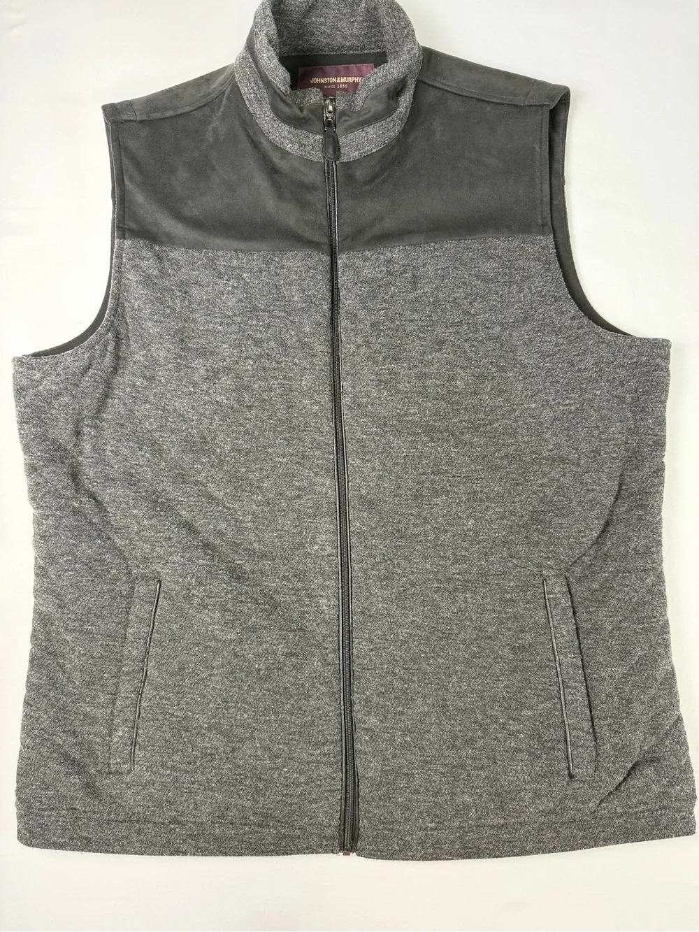 Johnston & Murphy Men's Quilted Charcoal Gray Zip Vest - Classy professional XL